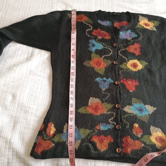 EUC Carmen's Made in Peru 100% Alpaca Button Up Floral Knit Cardigan Sweater - Picture 6 of 9